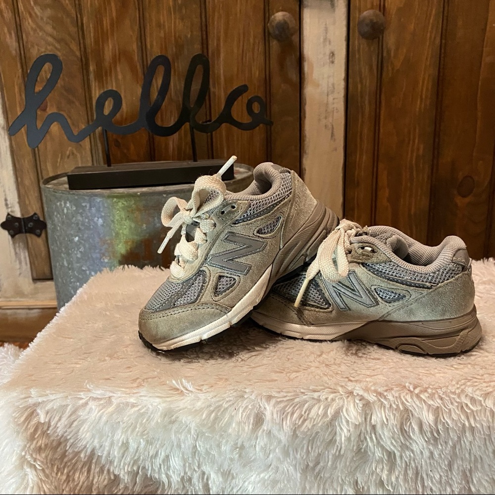 New Balance
Toddler 990V5
Boy's
Gray